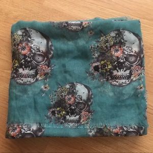 💀 Floral Skull Scarf 💐